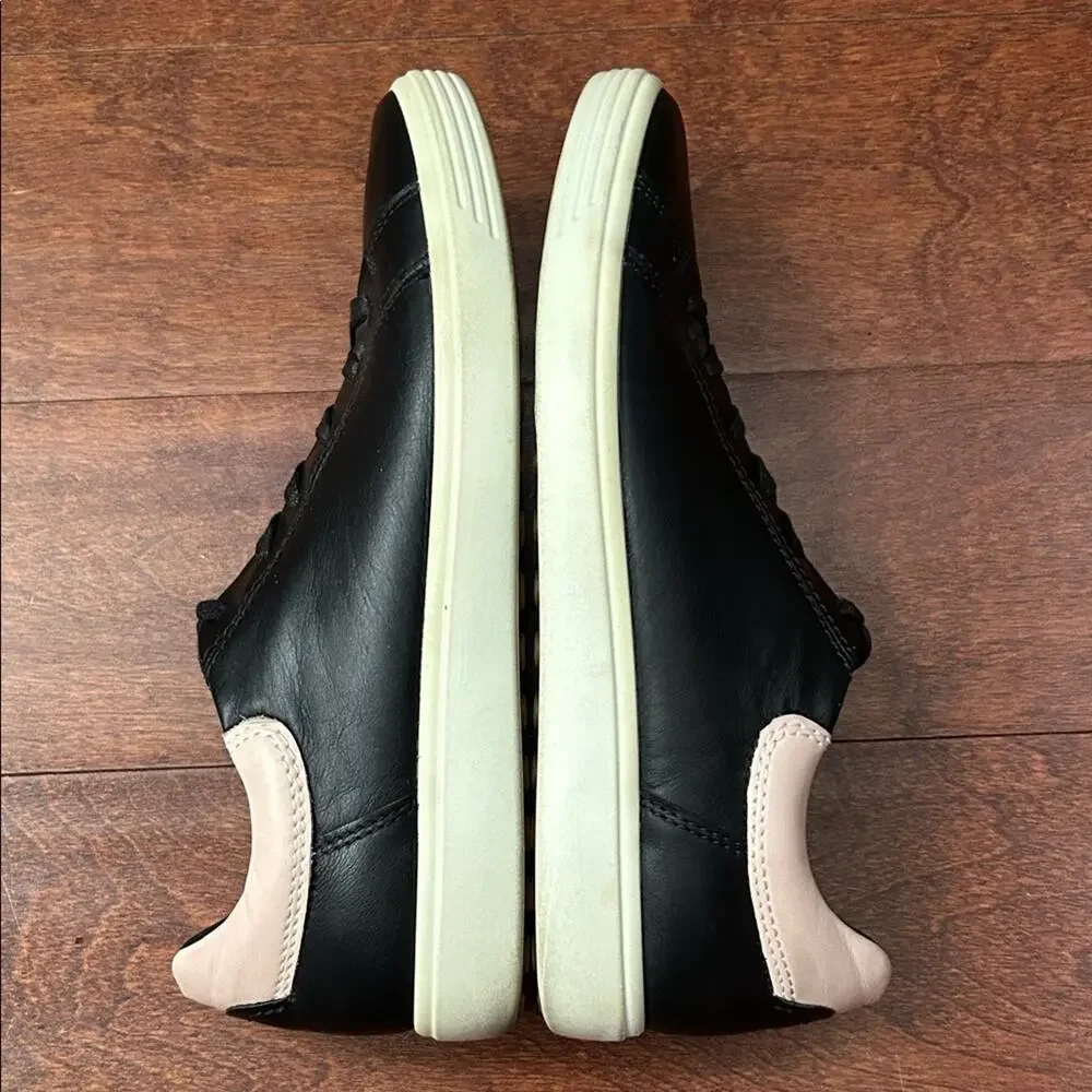 Ecco Women’s Soft 7 Sneaker in Butter Soft Black and Pink Leather, Size 10